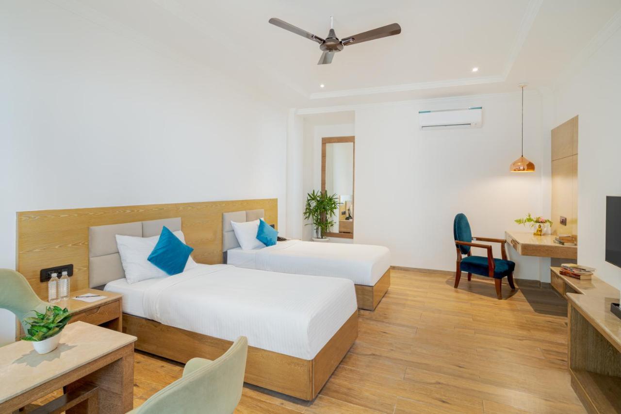 Rudra Imperial Resort Sitapur  外观 照片
